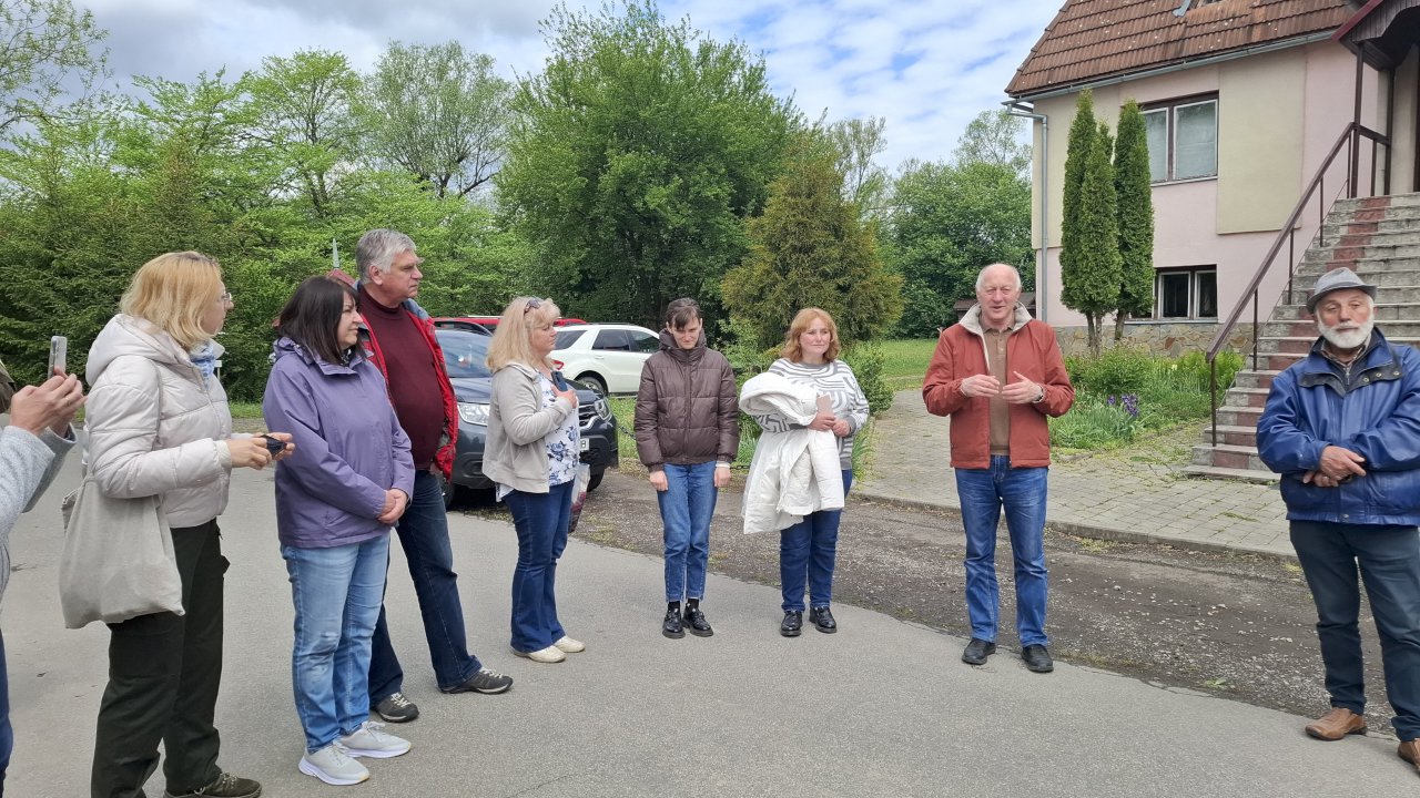 Ознайомлення з Долиною нарцисів