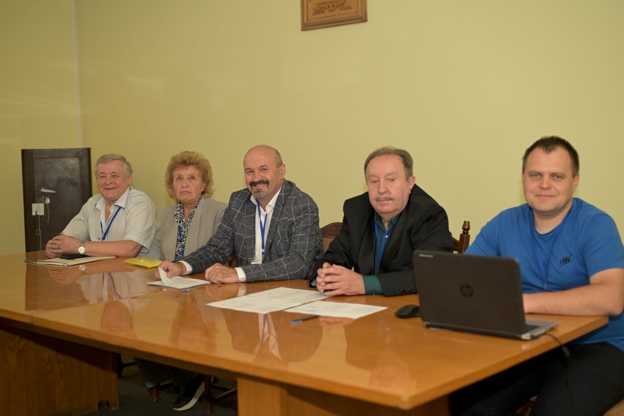 Вибори директора Інституту екології Карпат НАН України 16