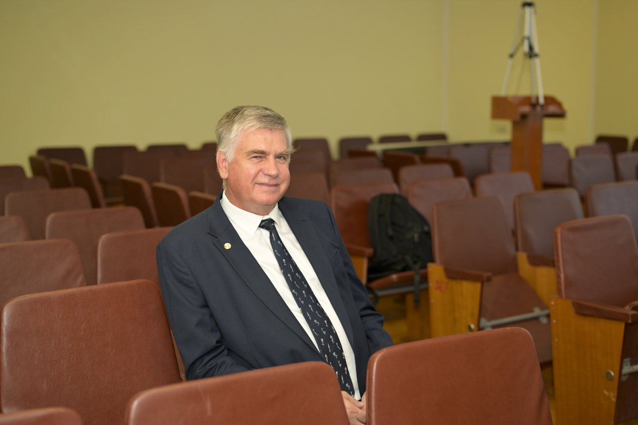Вибори директора Інституту екології Карпат НАН України 20
