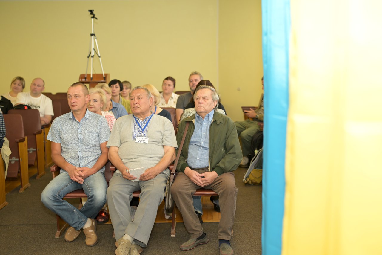 Вибори директора Інституту екології Карпат НАН України 9b